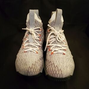 Nike/Lebron 15 GS Gray Orange
